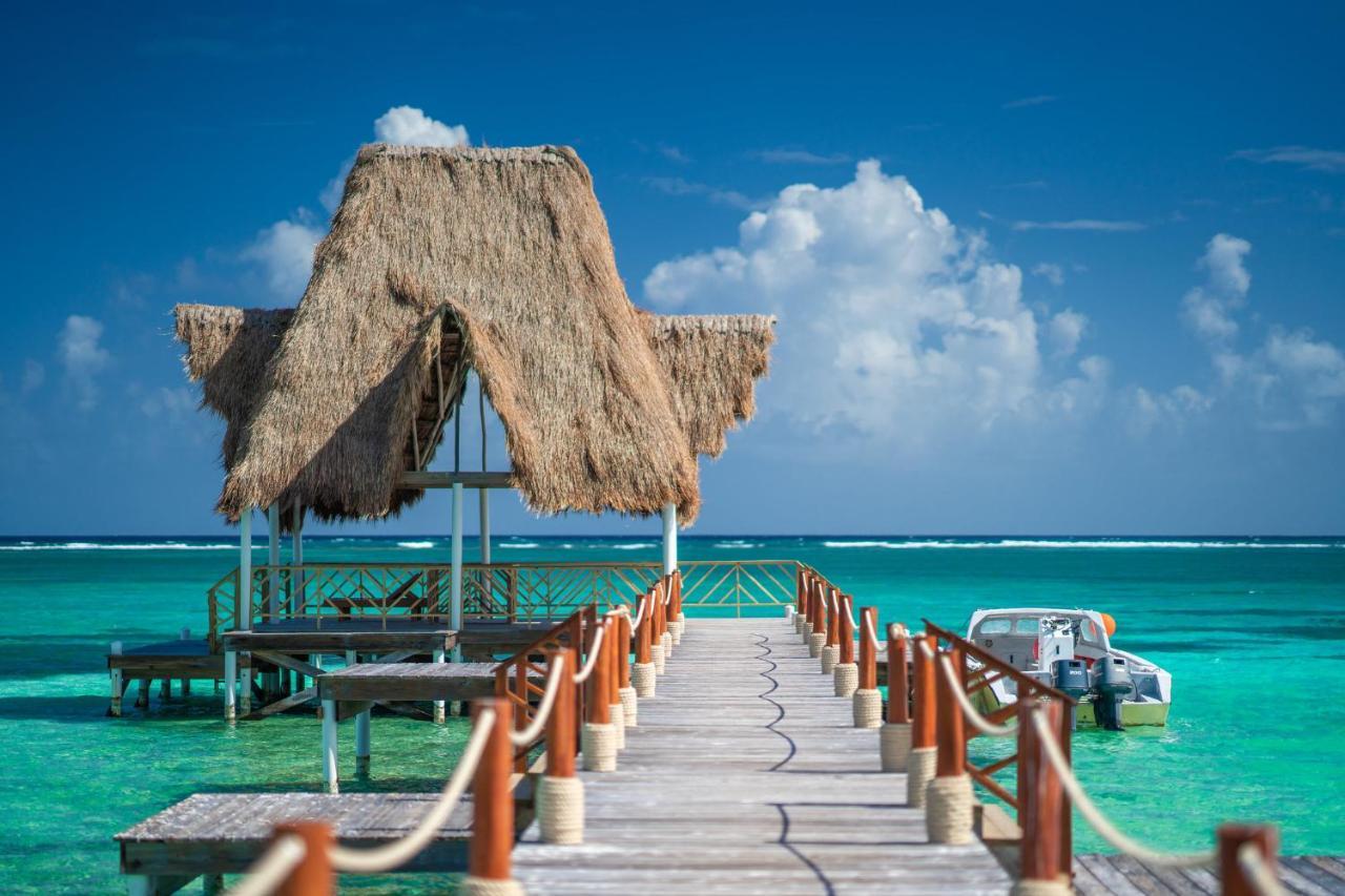 Margaritaville Beach Resort Ambergris Caye - Belize サン・ペドロ エクステリア 写真