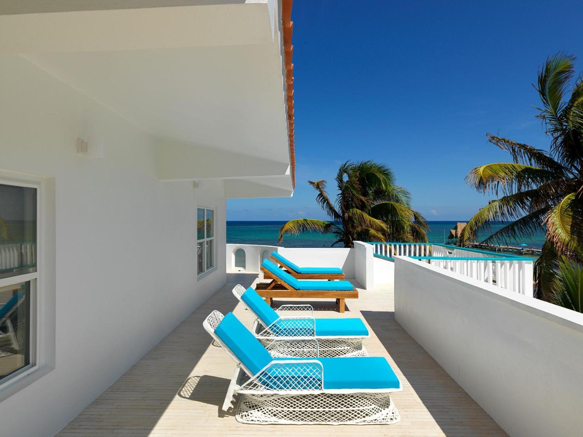 Margaritaville Beach Resort Ambergris Caye - Belize サン・ペドロ エクステリア 写真